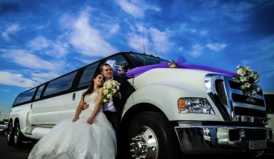 Свадебные авто и лимузины от Limousines Almaty limo:  4 фото