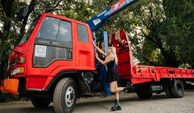 Объявление от АвтоФорвард: «Аренда манипулятора. Лебедка. Траверса. Люлька. ISUZU» 3 фото
