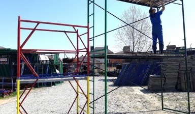 Фасадные леса и вышки тура от Ремез: 4 фото