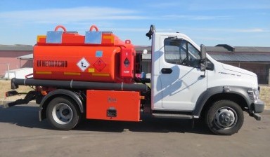 Бензовозы и автоцистерны от КуМир: Газон Некст 1 фото