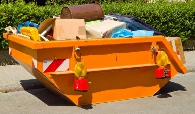 Объявление от Хлякин Артём Юрьевич: «Аренда Контейнер 8 кубов. Вывоз мусора  Зил» 2 фото
