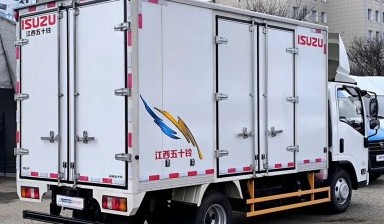 Купить грузовик Isuzu