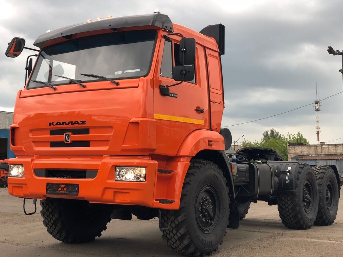 Камаз 44108 тягач. КАМАЗ-44108 седельный тягач. КАМАЗ 43118 седельный тягач. Тягач КАМАЗ 44108. КАМАЗ 44108 53504 тягач.